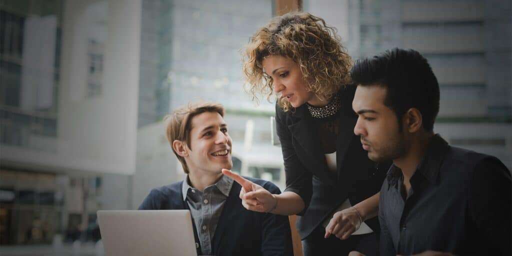 staff-members-consuling-internship staff members consuling internship