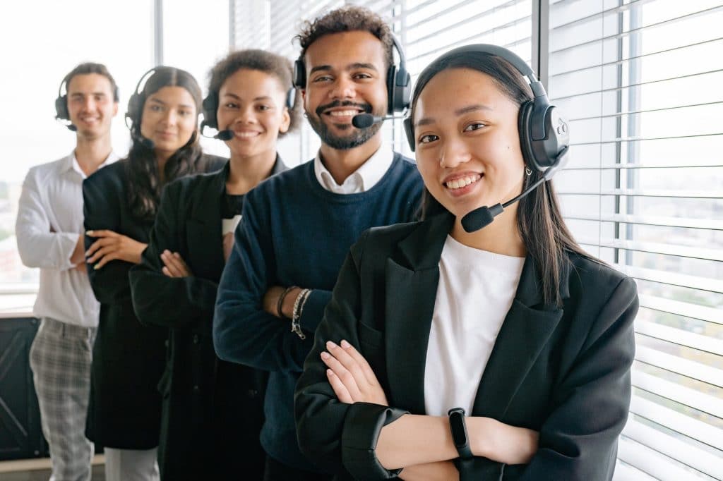 How to acquire international experience through internships