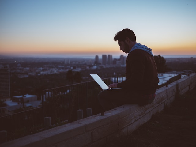 avi richards Z3ownETsdNQ unsplash